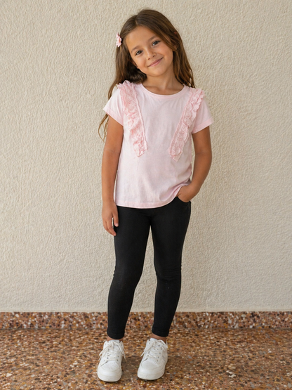 Camiseta Niña Rosa Volantes Encaje - modelo